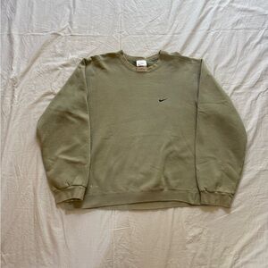 Vintage 90s lime green Nike crewneck sweatshirt Men’s M